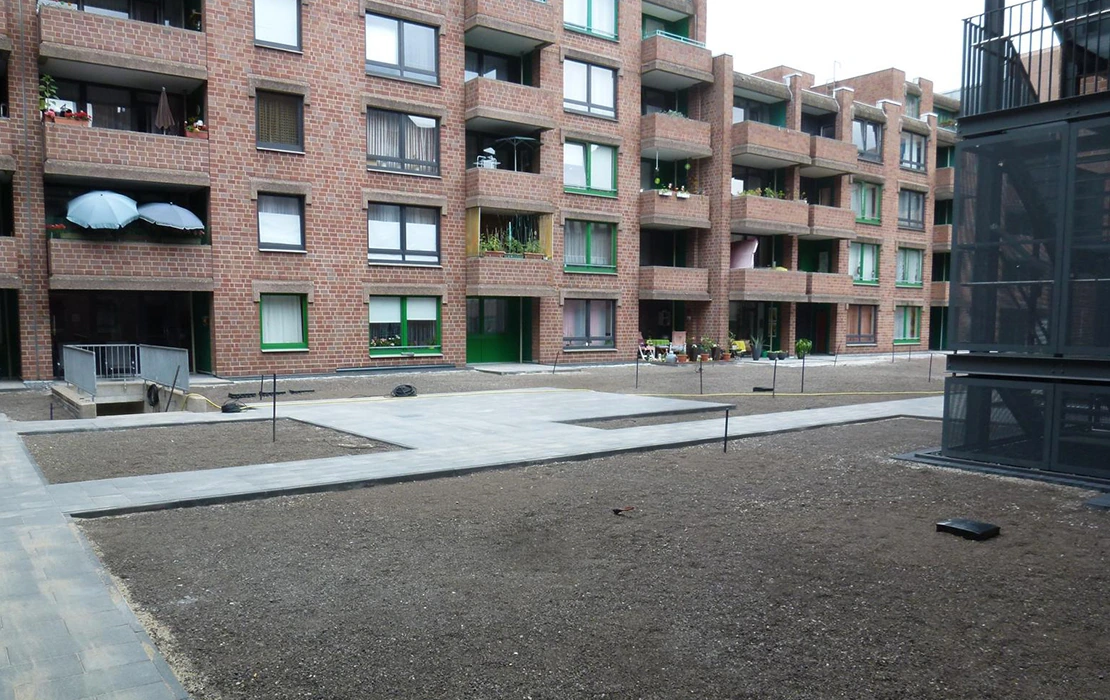 Wohn- und Geschäftshaus in Dortmund Substrat – Caspar Köchling Wohn- und Geschäftshaus in Dortmund Substrat – Caspar Köchling