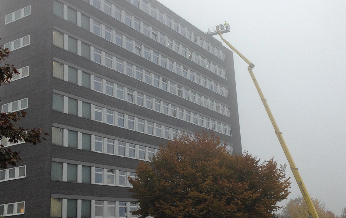 Bürogebäude in Essen – Hubsteigereinsatz