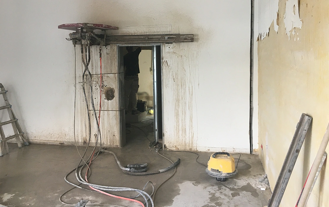 Ladenlokal Mühlheim Betonsägearbeiten Türdurchbrüche Ladenlokal Mühlheim Betonsägearbeiten Türdurchbrüche