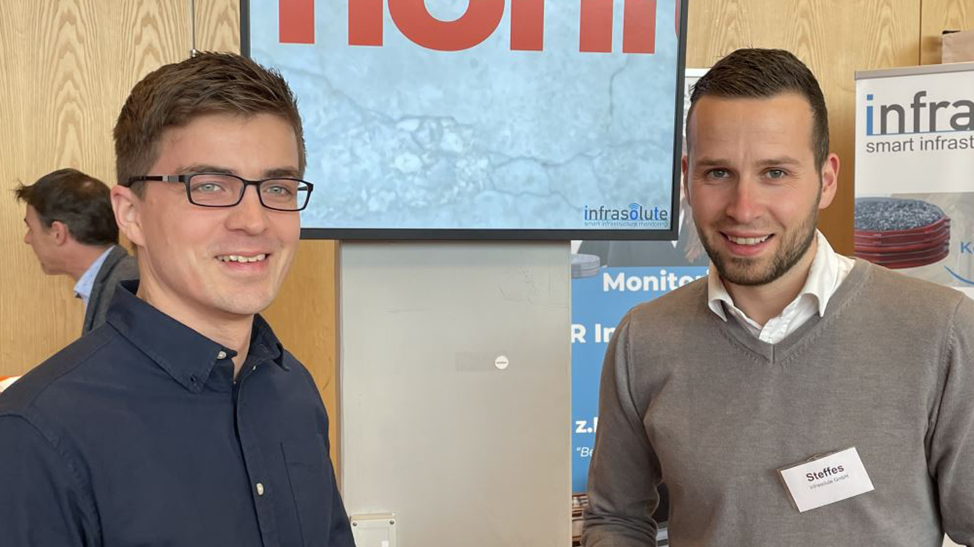 Bild 2 - C. Steffes (Infrasolute) und C. Schäfer (Sachk. Planer Caspar Köchling)